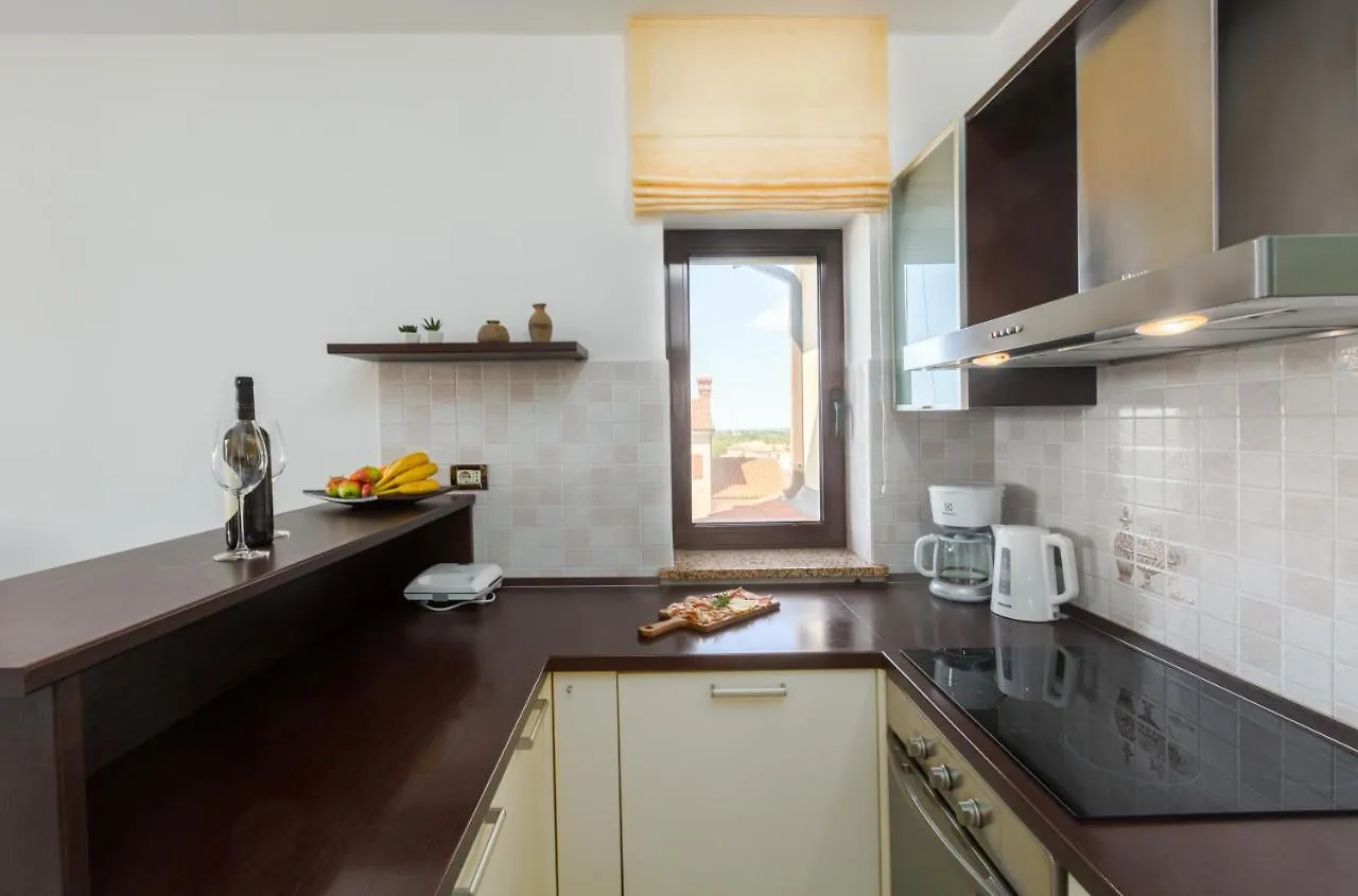 Apartment Mihael With Pool And Beautiful Garden Vizinada Croatia